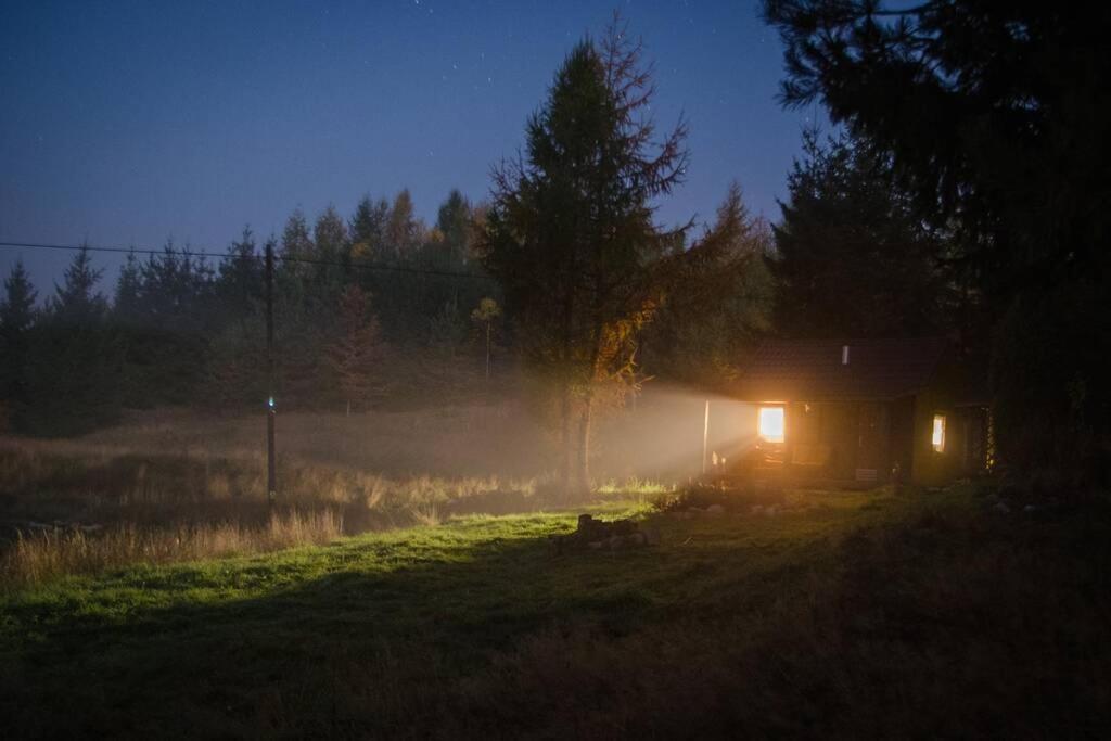 Hut In The Mid. Of Nowhere + Priv Pond+3 Ha Darzkowo Buitenkant foto